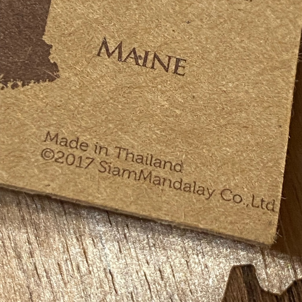 Teak Wood Trivet and Four Coaster Set with Maine Design - Picture 10 of 10